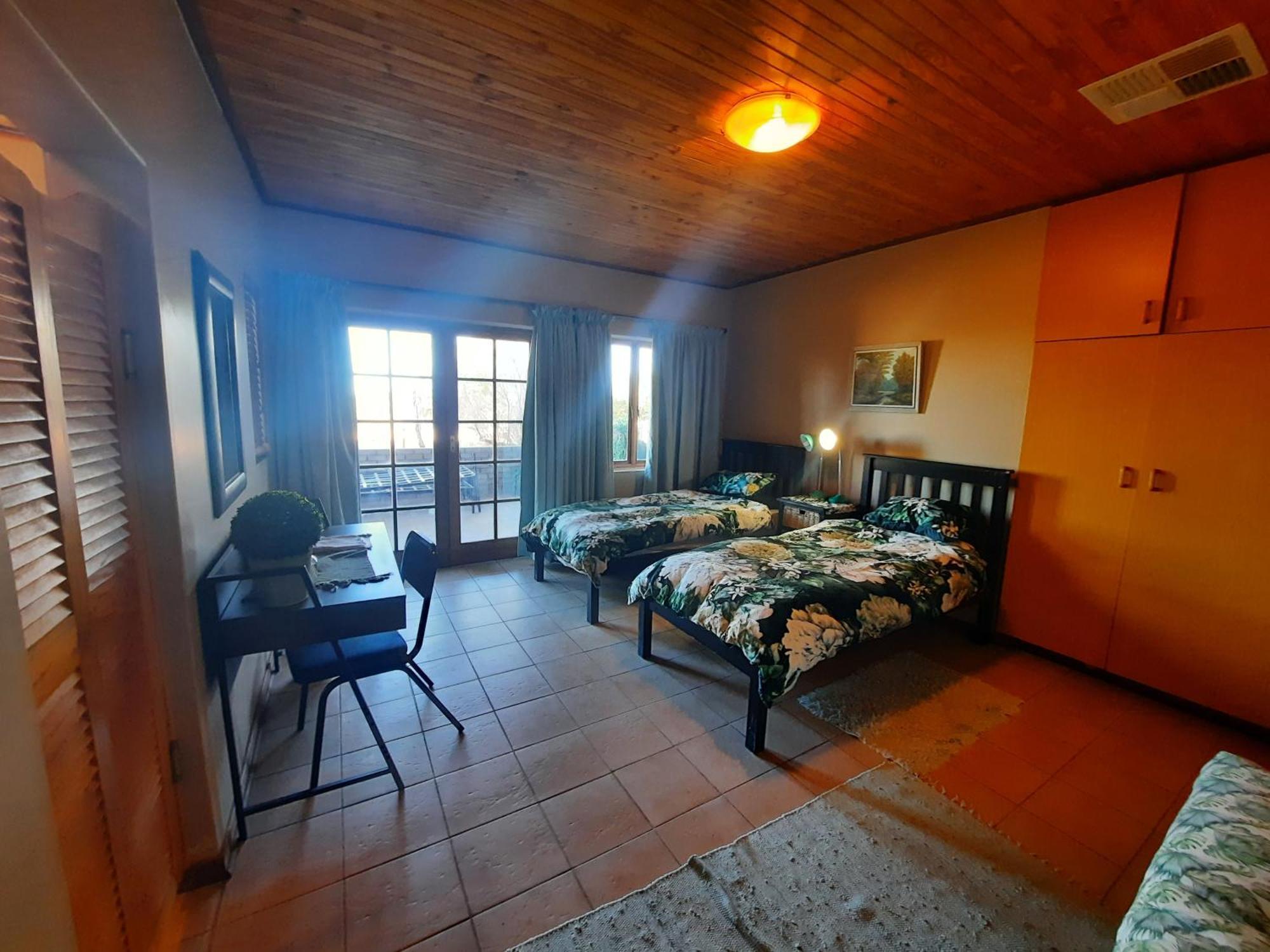Terra Rouge Guestfarm & Sonstraal Farmhouse Koës Extérieur photo